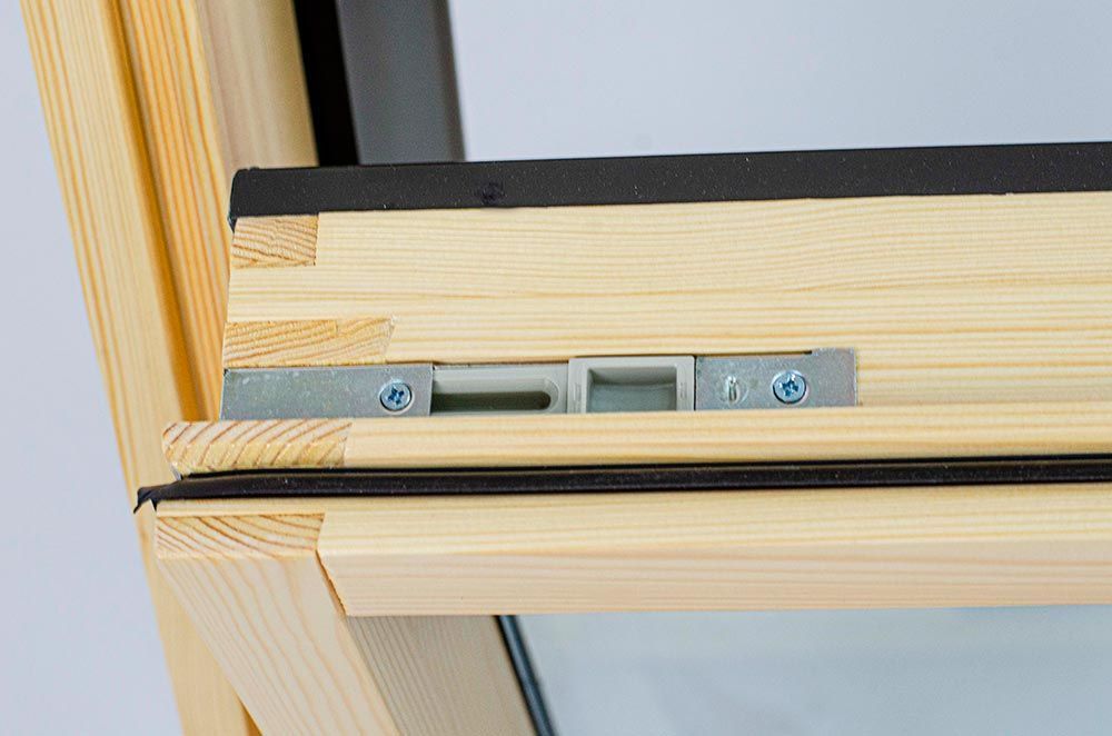 Мансардное окно Fakro FTP (CH) 114x140