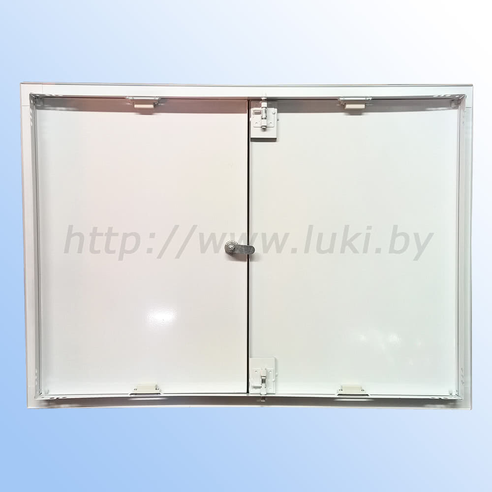 ЛМЗ 80х60/2 люк металлический с замком 2 дверцы