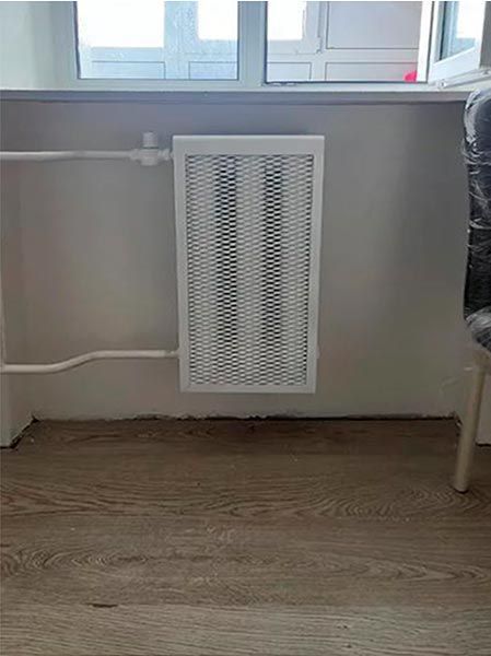 Экран на радиатор металлический, 290x610x140 мм, 3 секции (белый)