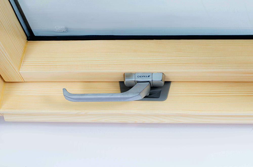 Мансардное окно Fakro FTP (CH) 78x118