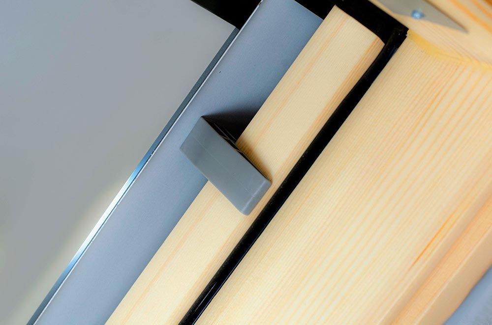 Окно мансардное Fakro FTP-V (CH) 78x140