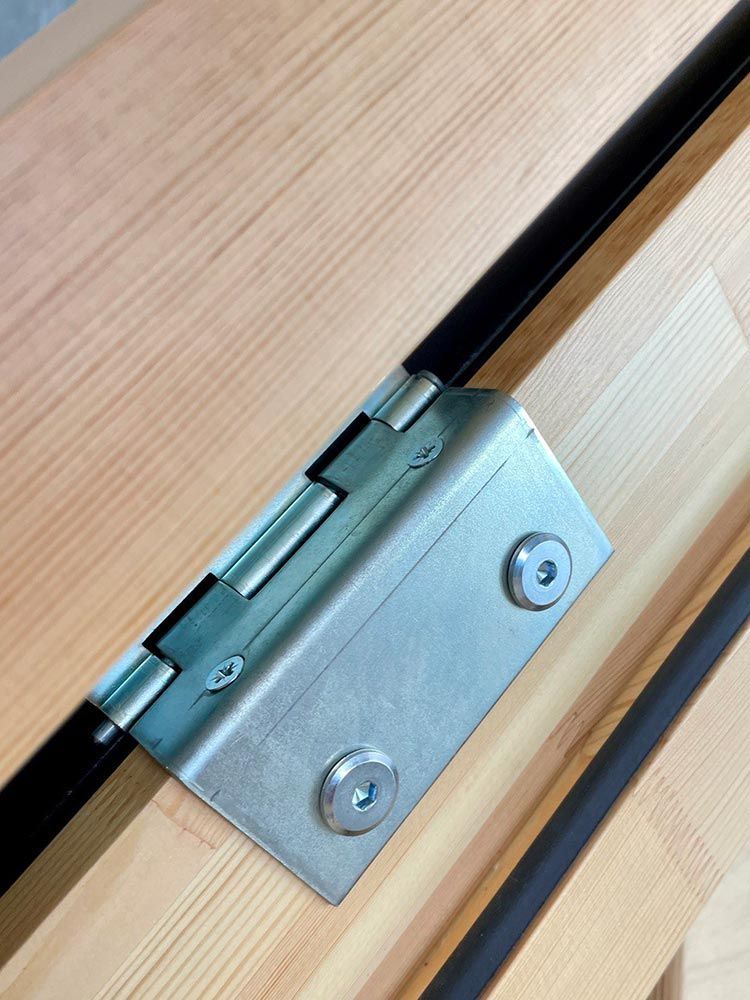 Окно-люк Werso для выхода на кровлю 78х118