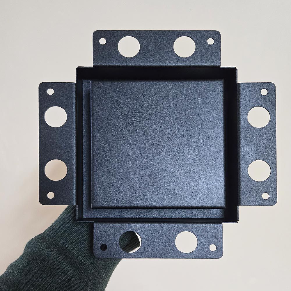 Решетка вентиляционная Plaster Air 150х150 черная