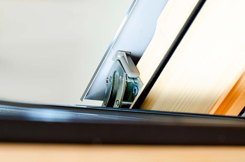 Окно мансардное Fakro FTP-V (CH) 66x118