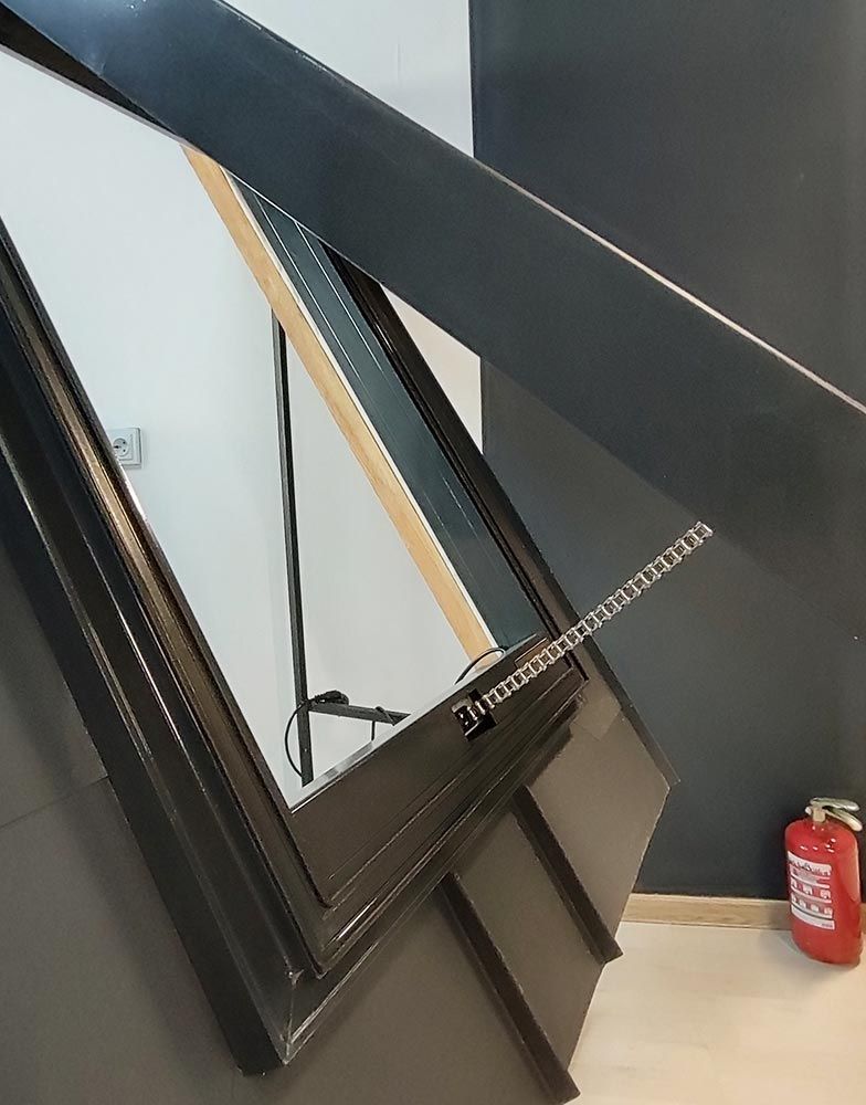 Мансардное окно CitiSky 78x118 Al с электроприводом