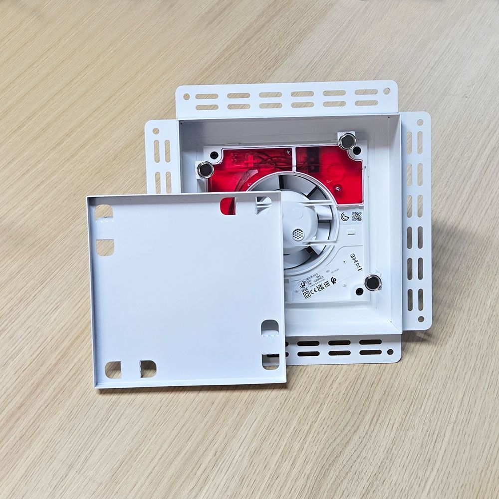 Вентиляционная решетка VRW 200x200 Tile /DECOR 100CR с таймером (белая)