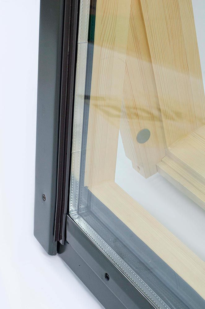 Мансардное окно Fakro FTP (CH) 78x140