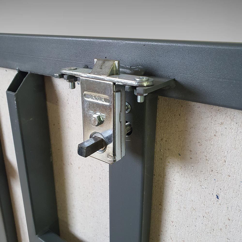 Люк напольный Берлога-Оптима 70x60П